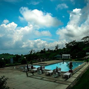 Days Hotel By Wyndham Tagaytay